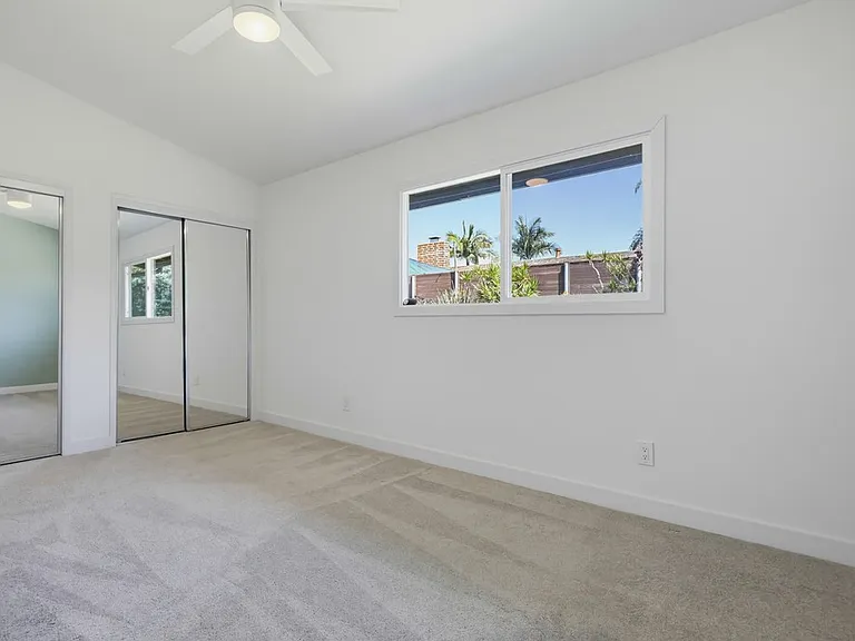 4996 Mount Almagosa Dr — Photo 35