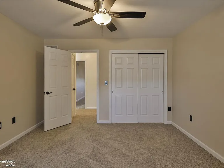 124 Stephanie Dr — Photo 26