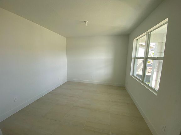 5th image of 6800 SE Park Trace Drive