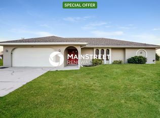2419 NE 22nd Pl, Cape Coral, FL 33909