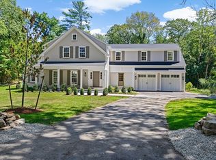 15 Turkey Hill Ln, Hingham, MA 02043