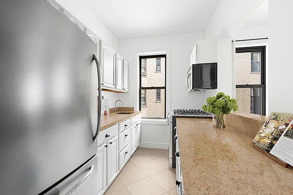 Sold by Compass | media 5