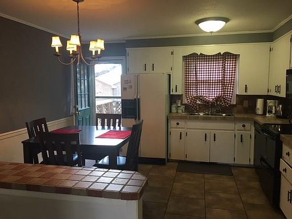 3rd image of 5577 Brookwood Ln