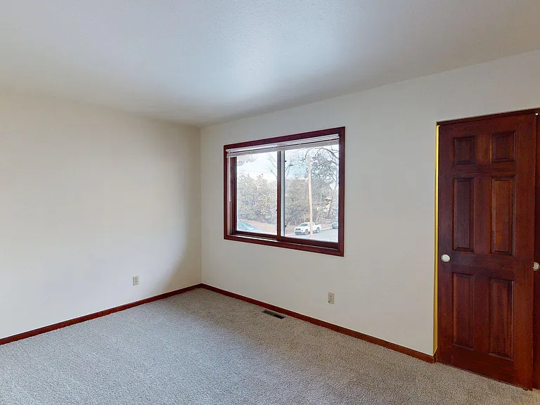636 Arapahoe — Photo 24