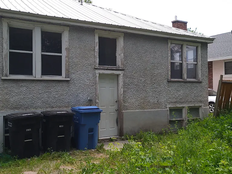 337 N 200 E — Photo 2