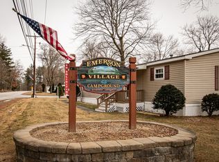 1 Meredith Dr, Hampstead, NH 03841