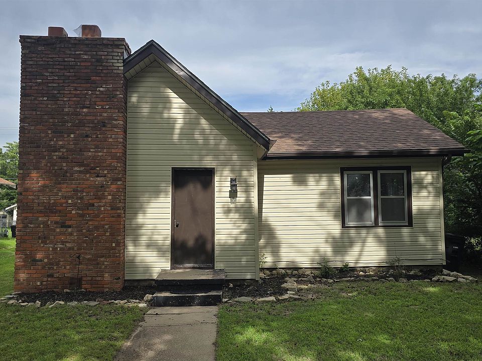 1st image of 614 N C St