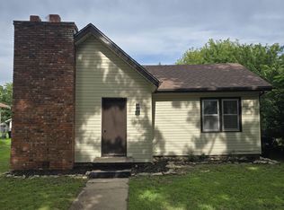 614 N C St, Arkansas City, KS 67005