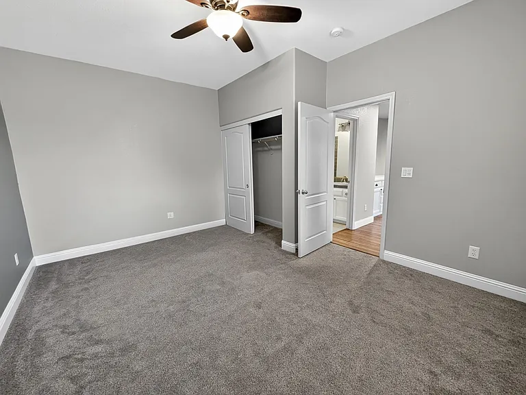 2371 Serena Ave — Photo 13
