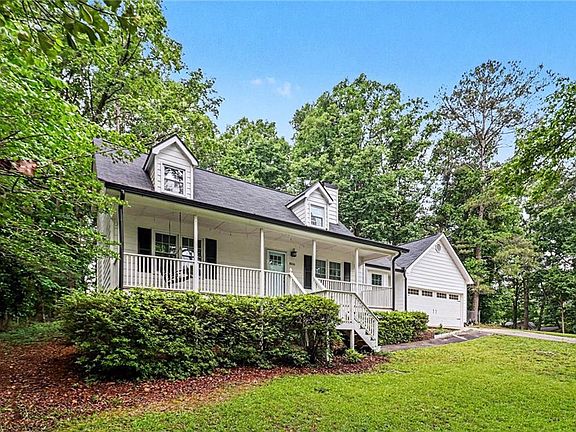 3rd image of 806 Valley Run Dr