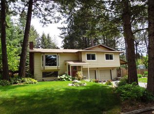 11734 N Emerald Dr, Hayden Lake, ID 83835