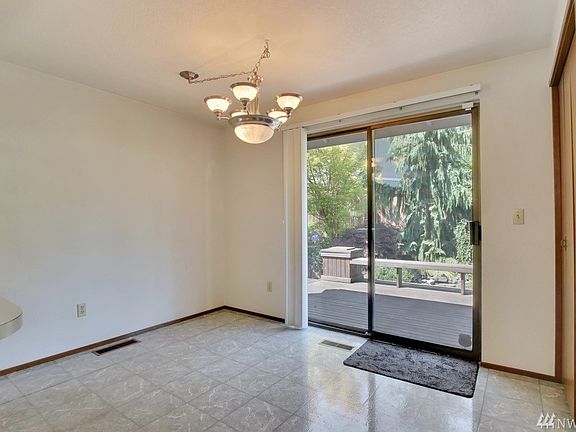4th image of 6709 Twin Hills Ct W