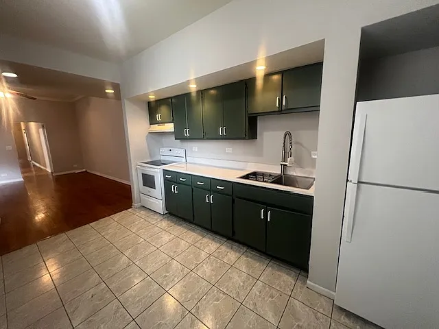 5525 S Wabash Ave #1 — Photo 6