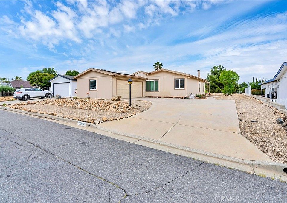 1st image of 24800 Cornstalk Rd