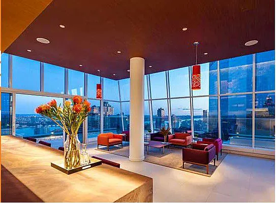 Rented by Avenues Real Estate | media 18