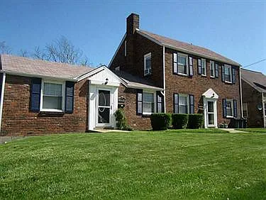 230-232 Maytide St photo 1