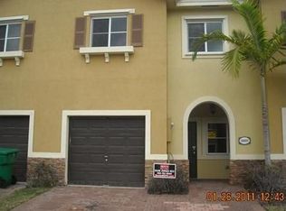 8891 SW 220th St, Cutler Bay, FL 33190