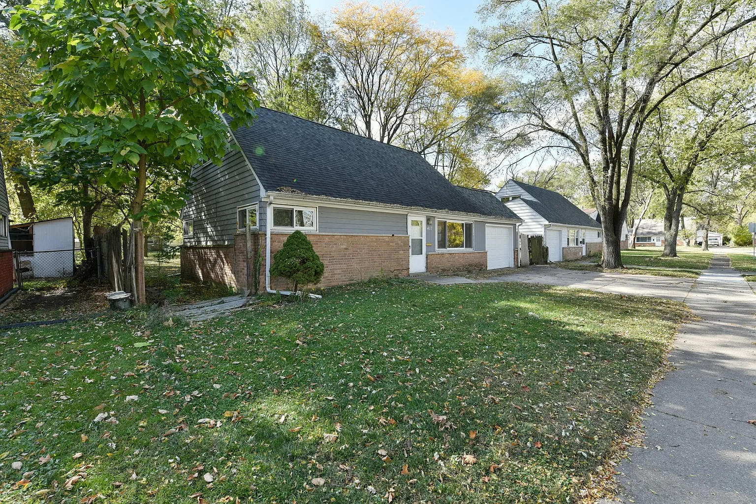417 Winnemac St photo 1