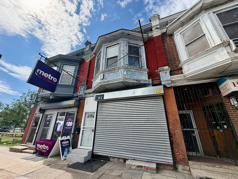 52nd St S 724