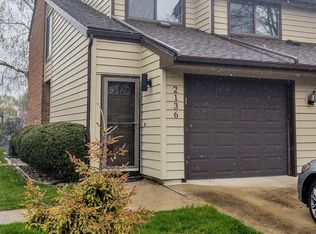 2136 Harbortown Cir #2136, Champaign, IL 61821