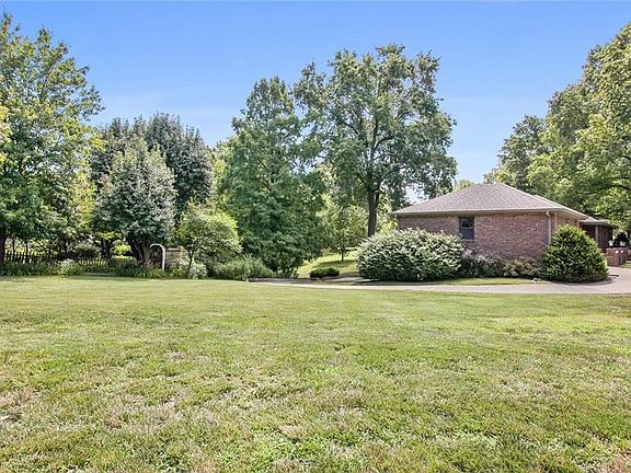 4th image of 5201 Mansfield Ln
