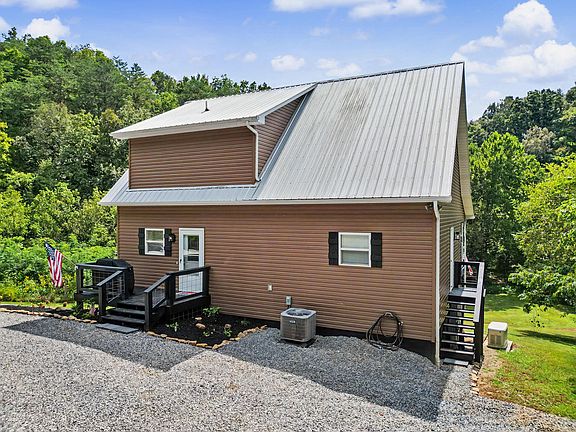 5th image of 2073 Oven Creek Rd