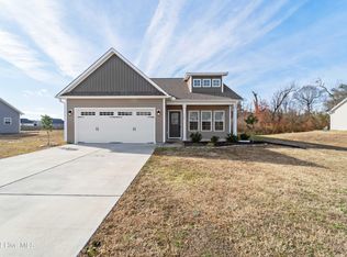 125 Pembury Way, Richlands, NC 28574