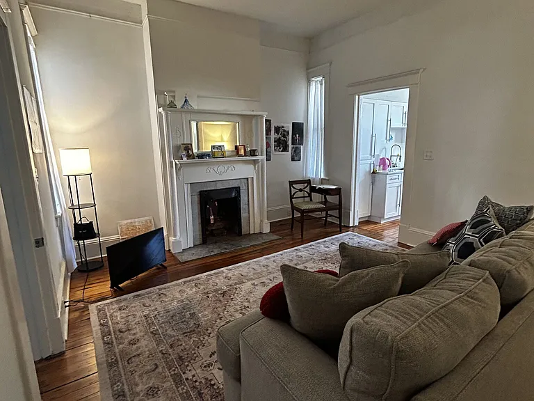 915 Abercorn St — Photo 5