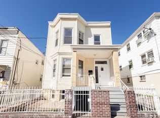 27 Pierce Ave #2, Jersey City, NJ 07307