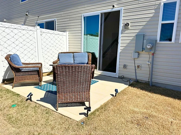 8027 Overmeadow Ln — Photo 18