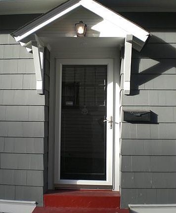 3rd image of 5262 N Broadway St