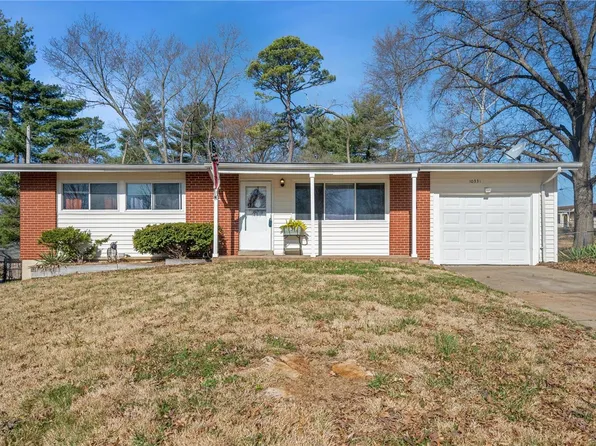 10331 Chesley Dr, Saint Louis, MO 63136