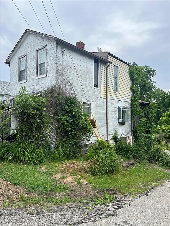 2529 Mercantile St photo 1