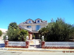 14421 Galleon Ln, Helendale, CA 92342