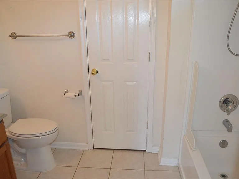 14107 Running Bear Dr — Photo 10