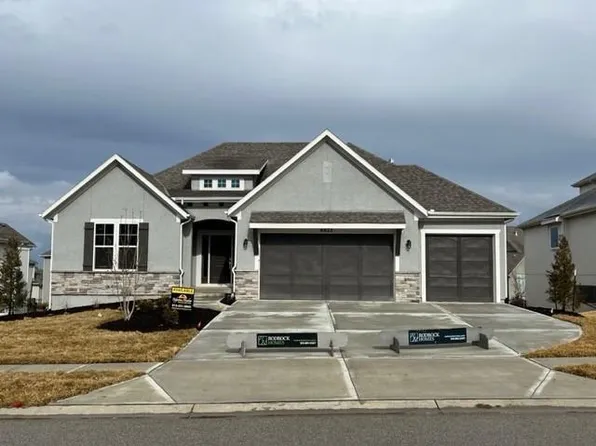 6823 Marion St, Shawnee, KS 66218