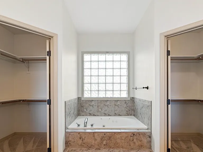 1886 W Bellagio Dr — Photo 19