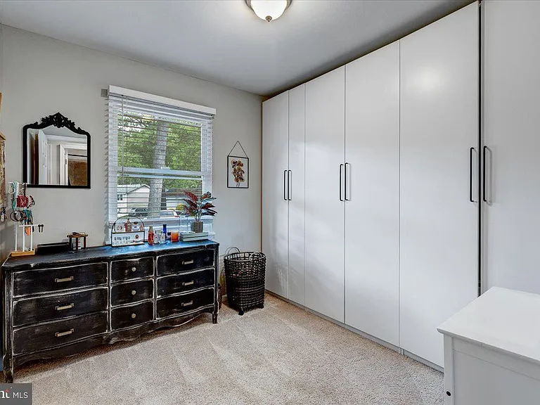 1519 Manor View Rd — Photo 16