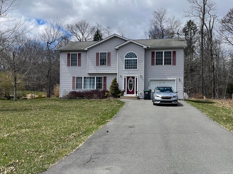 6358 Cherokee Trl, Tobyhanna, PA 18466 Zillow