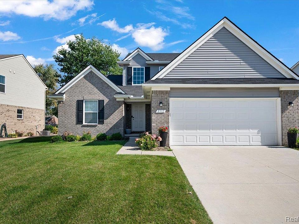 1st image of 8332 Berwick Dr