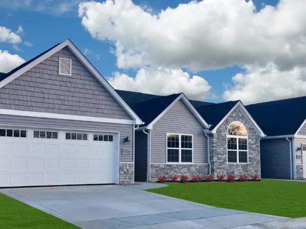 Woodland Hills, 4411 N McCord Rd #6746, Sylvania, OH 43560