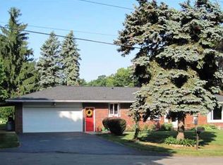 493 McArthur Rd, Webster, NY 14580