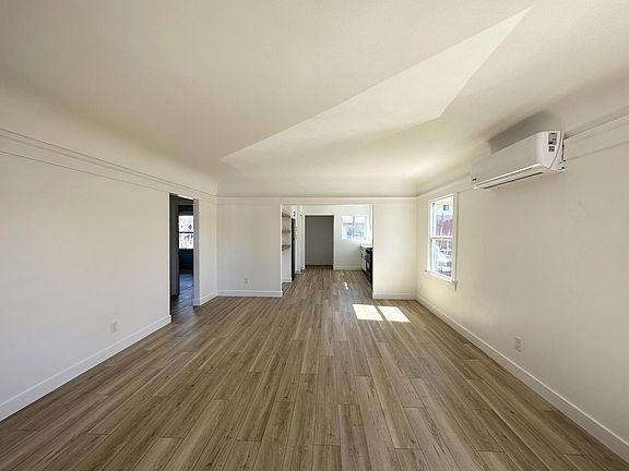 2nd image of 4073 Swift Ave