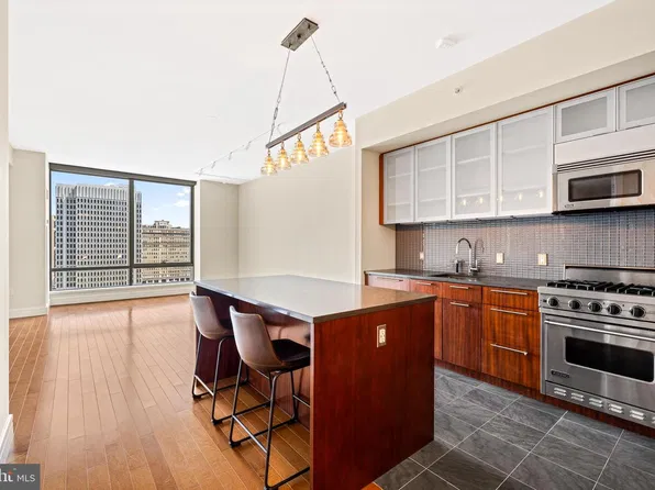 1414 S Penn Sq Unit 14E, Philadelphia, PA 19102