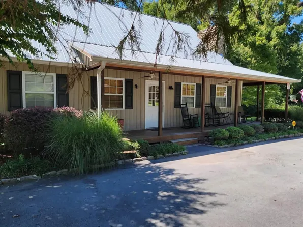 100 Baptist Camp Rd, Guntersville, AL 35976