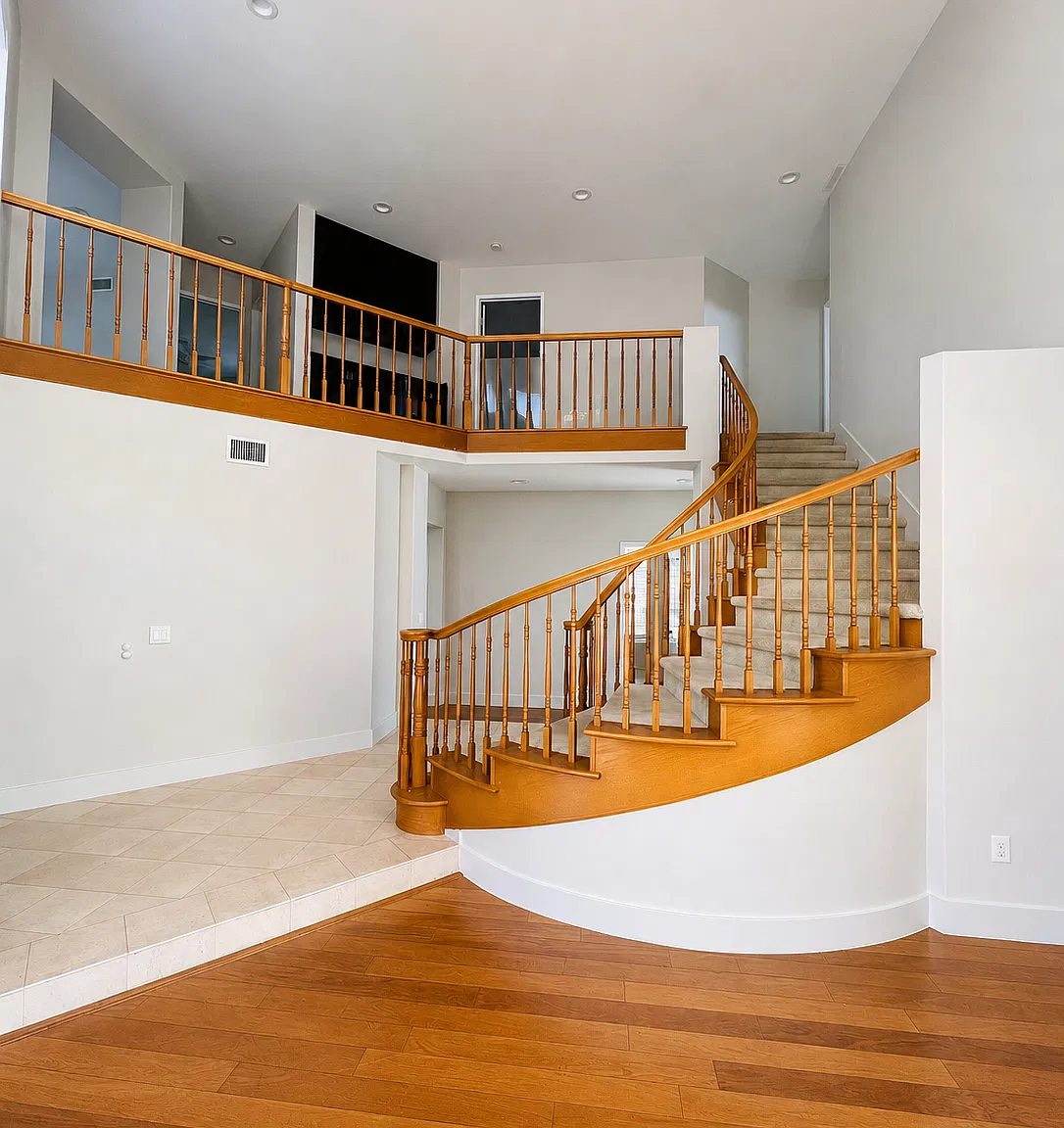 4 bed, 2885 sqft, $5,700 — Photo 4