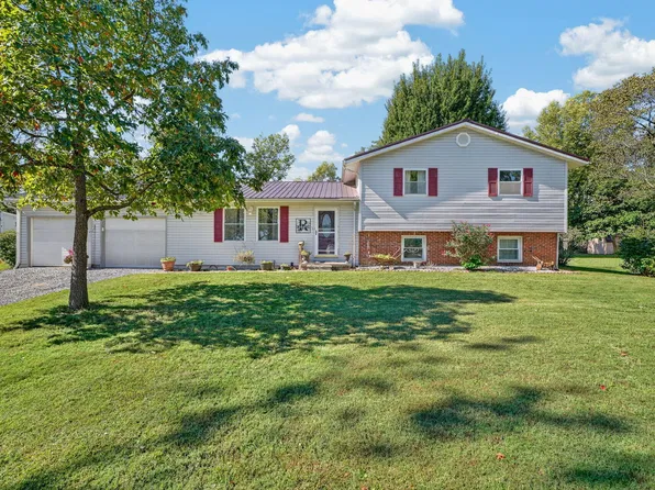 11325 E 1020th Ln, Mount Carmel, IL 62863