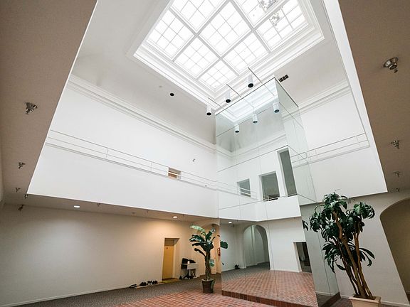 2nd image of 633 Orchard Ave APT 5