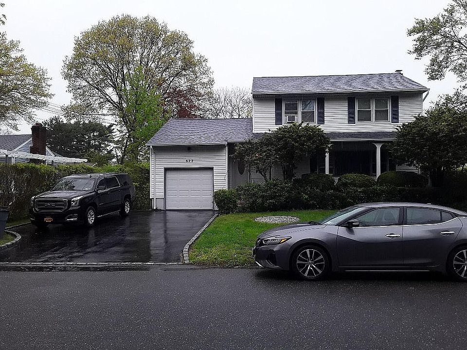 1st image of 577 Lakeway Dr