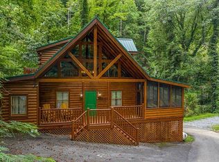 401 King Branch Rd, Sevierville, TN 37876